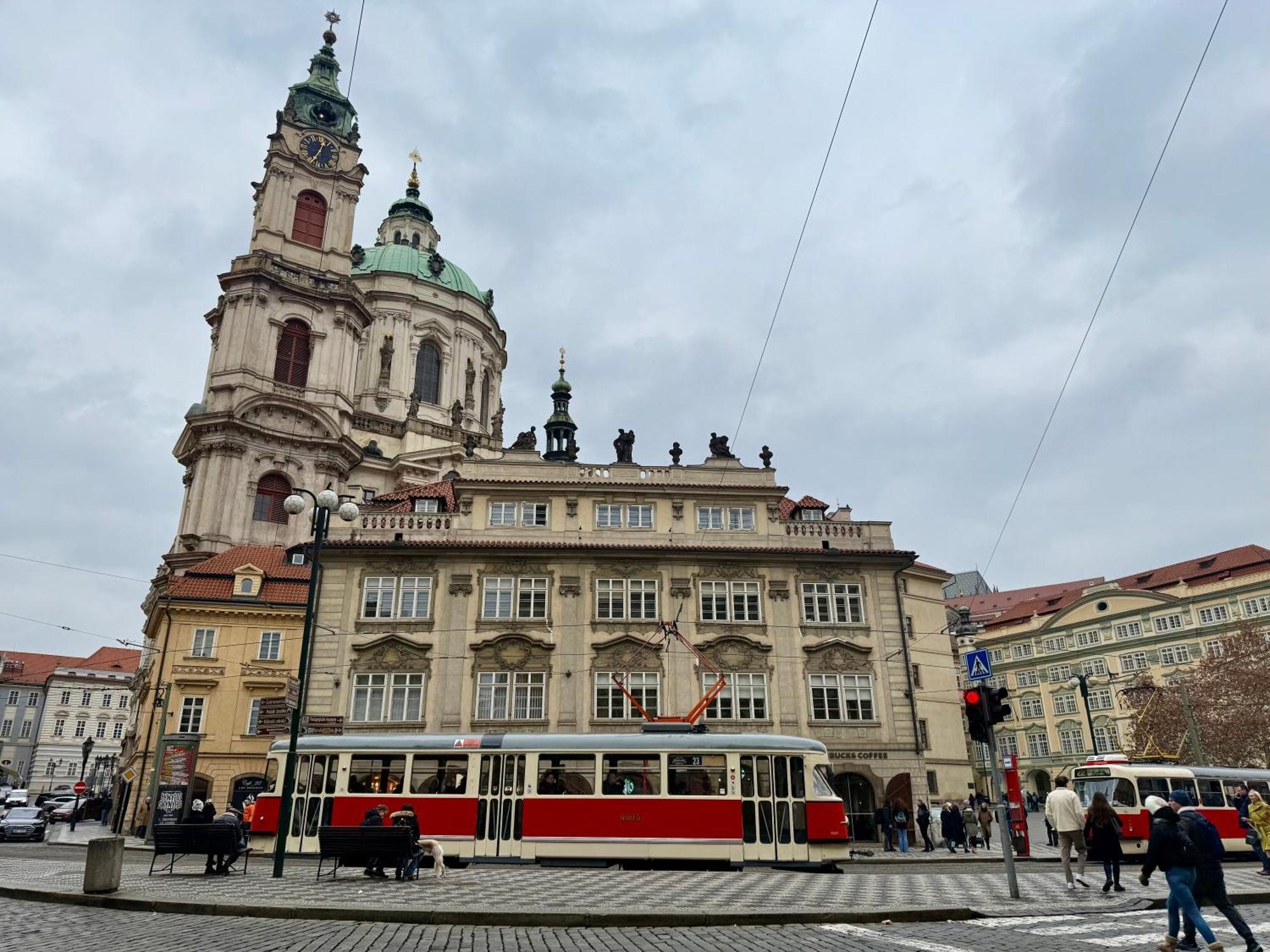 Unique Charles Bridge 2Bdr Apartment. Прага Экстерьер фото