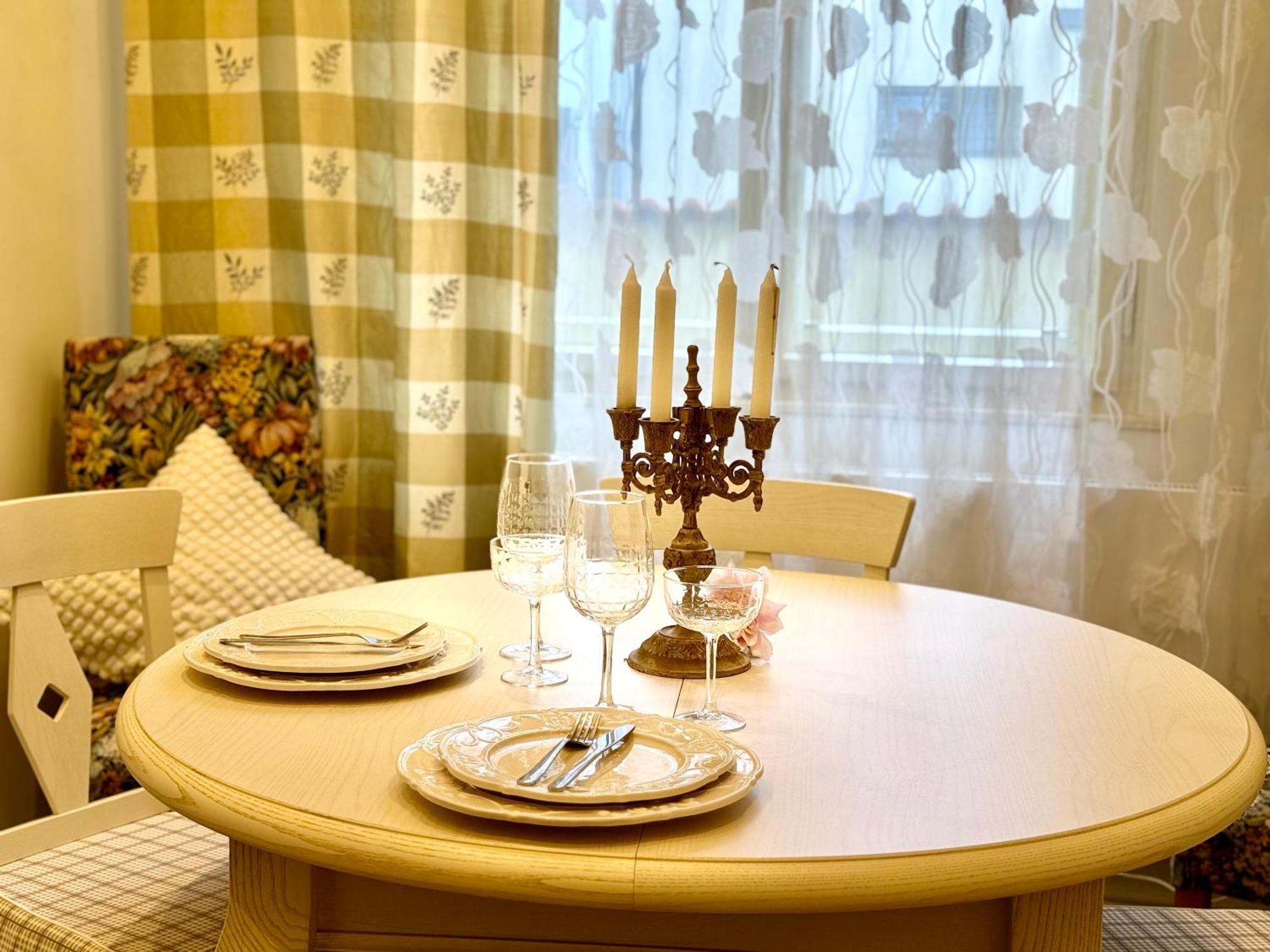 Unique Charles Bridge 2Bdr Apartment. Прага Экстерьер фото